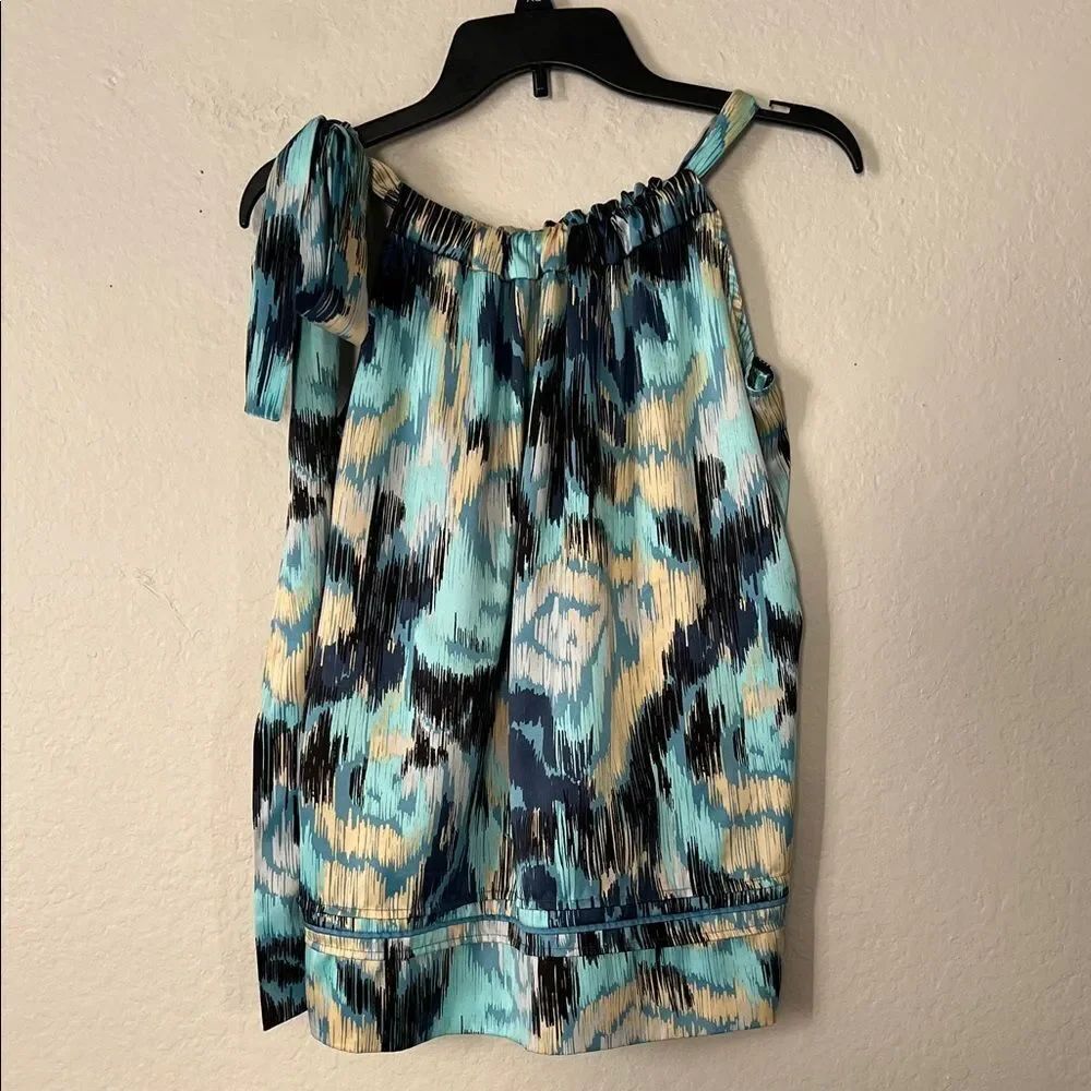 Like New! BCBGeneration Sleeveless Off Shoulder Tie Blue Chambray in Size M